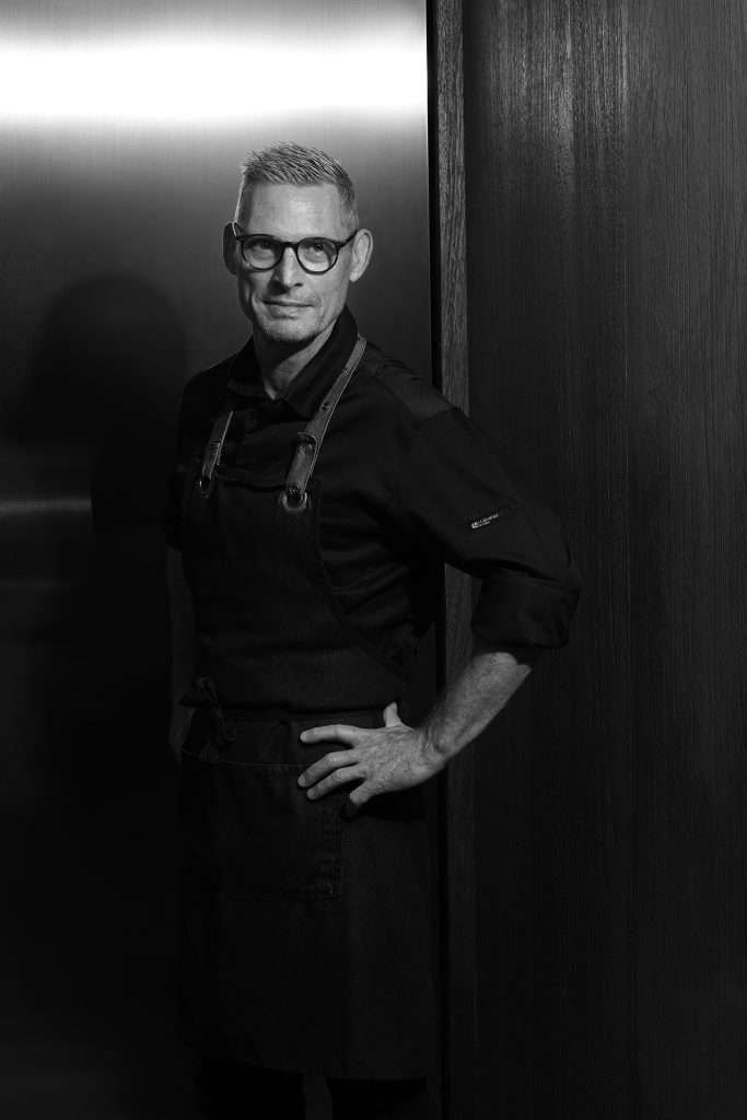 Culinary close up with Michelin star Chef Emmanuel Stroobant at Saint Pierre Two michelin star restaurant Singapore by All4Chefs & Chefs MAG