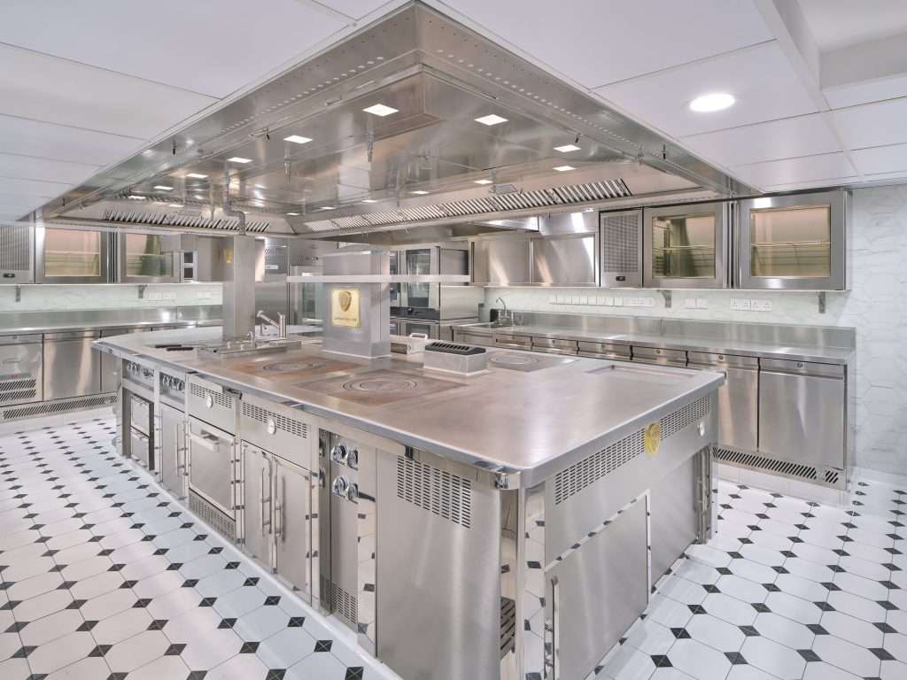 Sebastien-Lepinoy-Les-Amis-Singapore-Kitchen-Spring-Collection-2026-by-All4Chefs